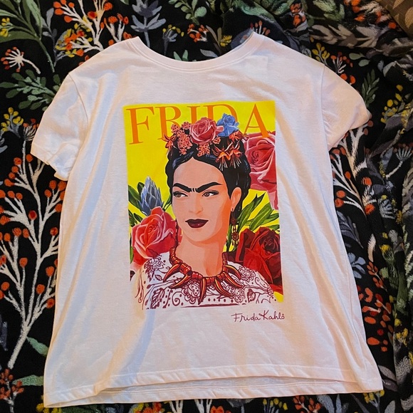 Frida Kahlo Graphic T-Shirt - Picture 2 of 3